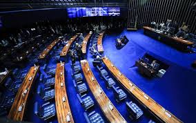 ＩＯＦ増税＝大統領令33年ぶりに却下＝両院相次いで否決案承認＝別財源捻出で頭抱える政府