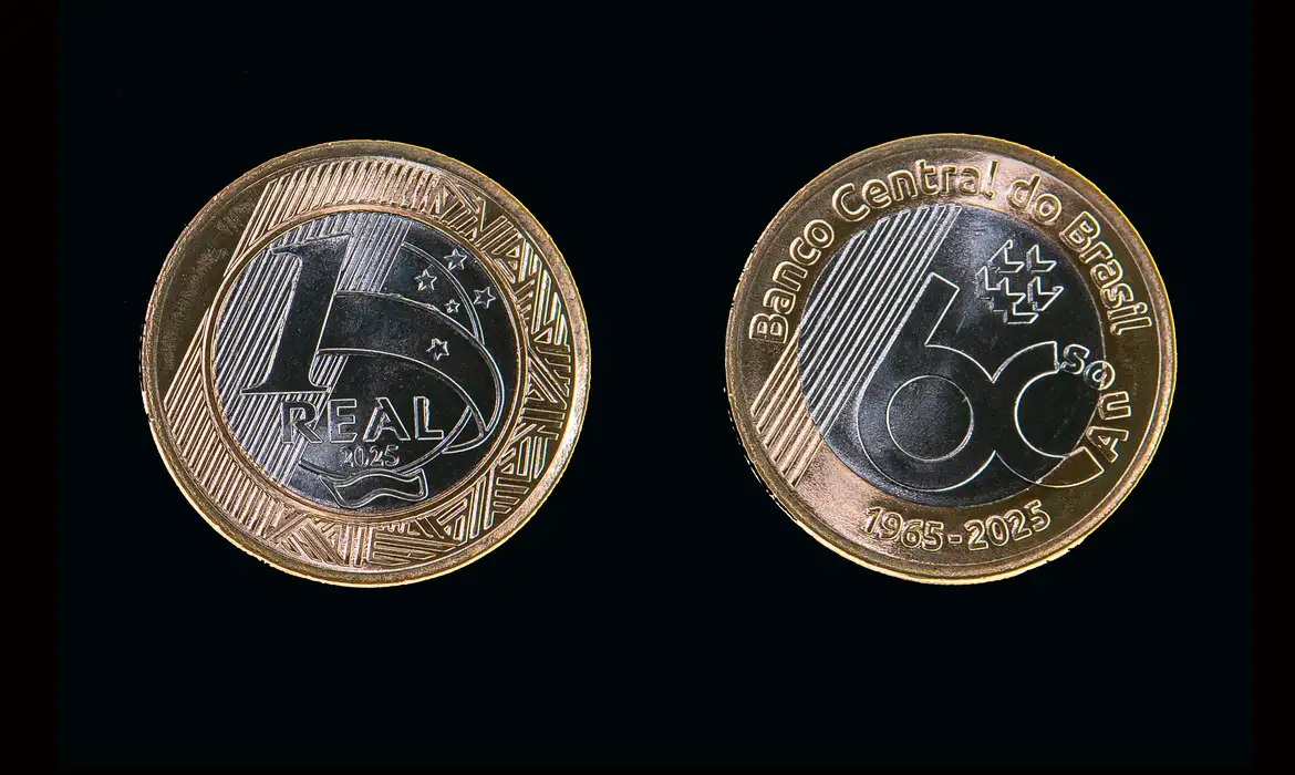 中銀60周年の記念硬貨（© Gabriel Pereira/Banco Central）