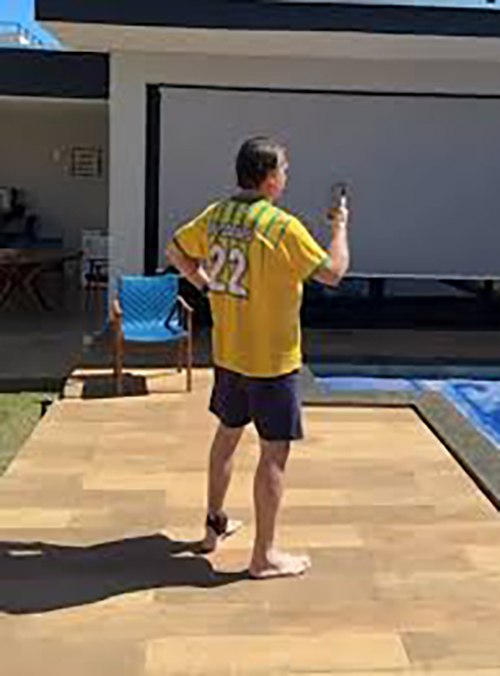 予備措置中、3日のボルソナロ氏（Reproducao）