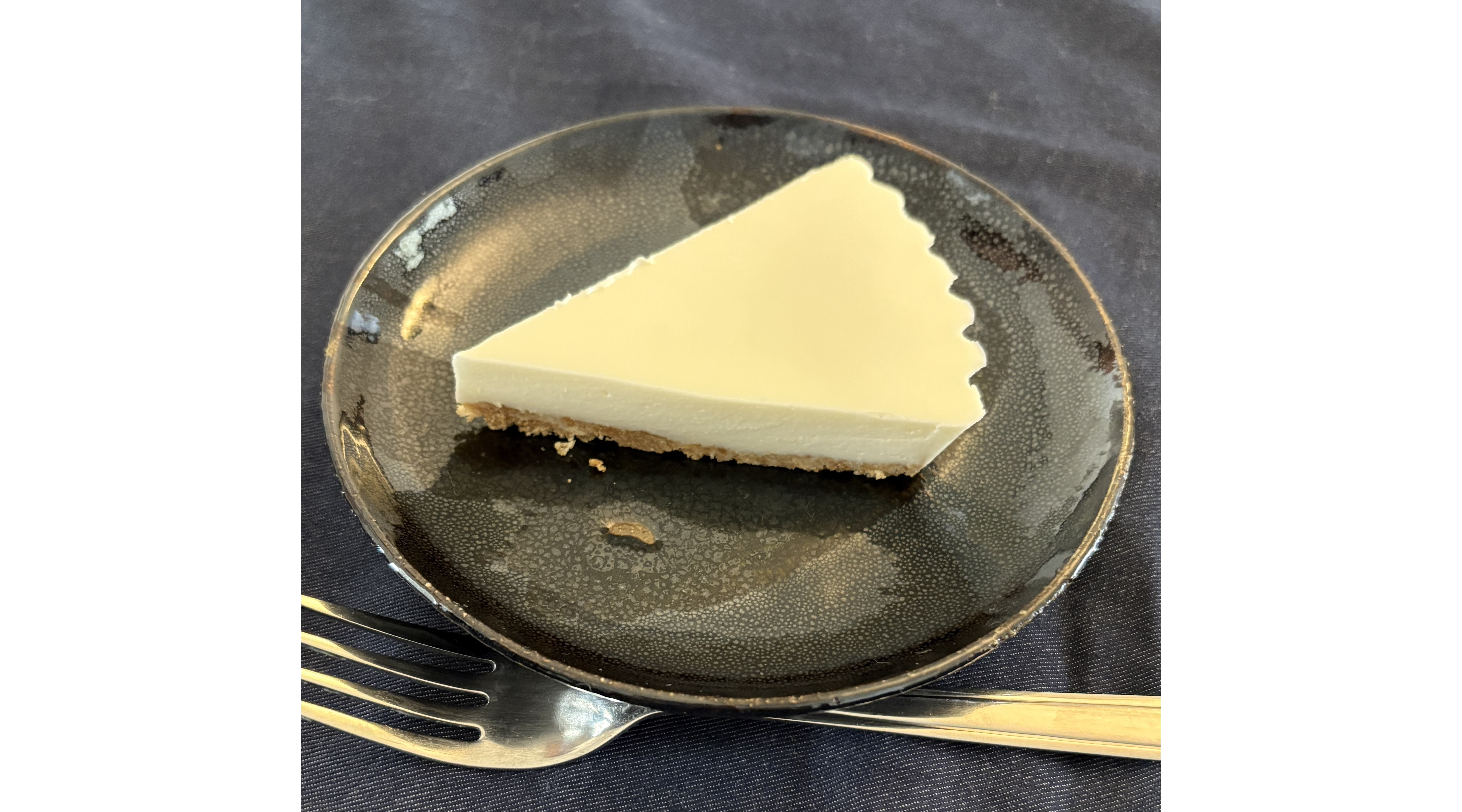 レモン香るレアチーズケーキ＝レシピ紹介コーナー「いただきます」（54）＝「日本の家庭料理をブラジルで作る！」