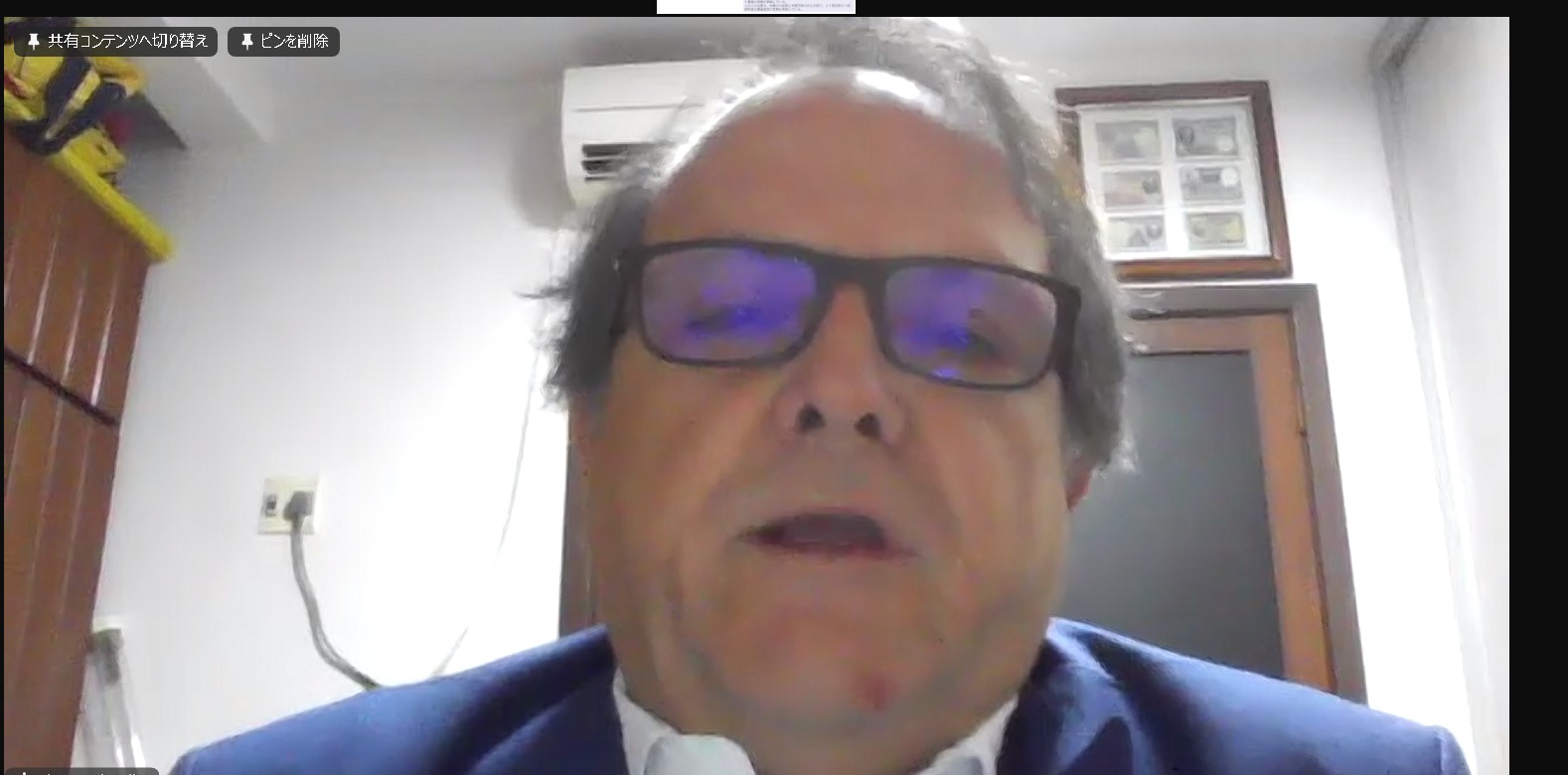 Ademar fazendo o relato