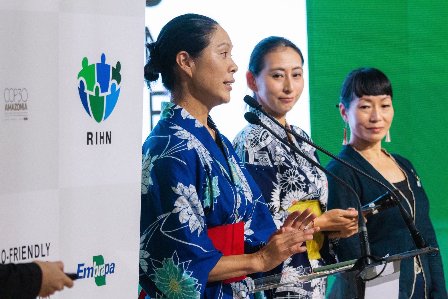 COP30＝日本人女性農家が環境宣言文発表＝Yae鳥肌もの『Asa Branca』披露