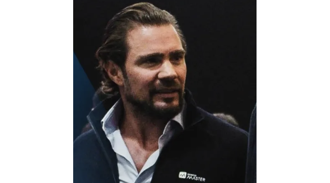 マスター銀行＝社主がマイアミ超豪邸購入判明＝資金は？隣人超有名人だらけ