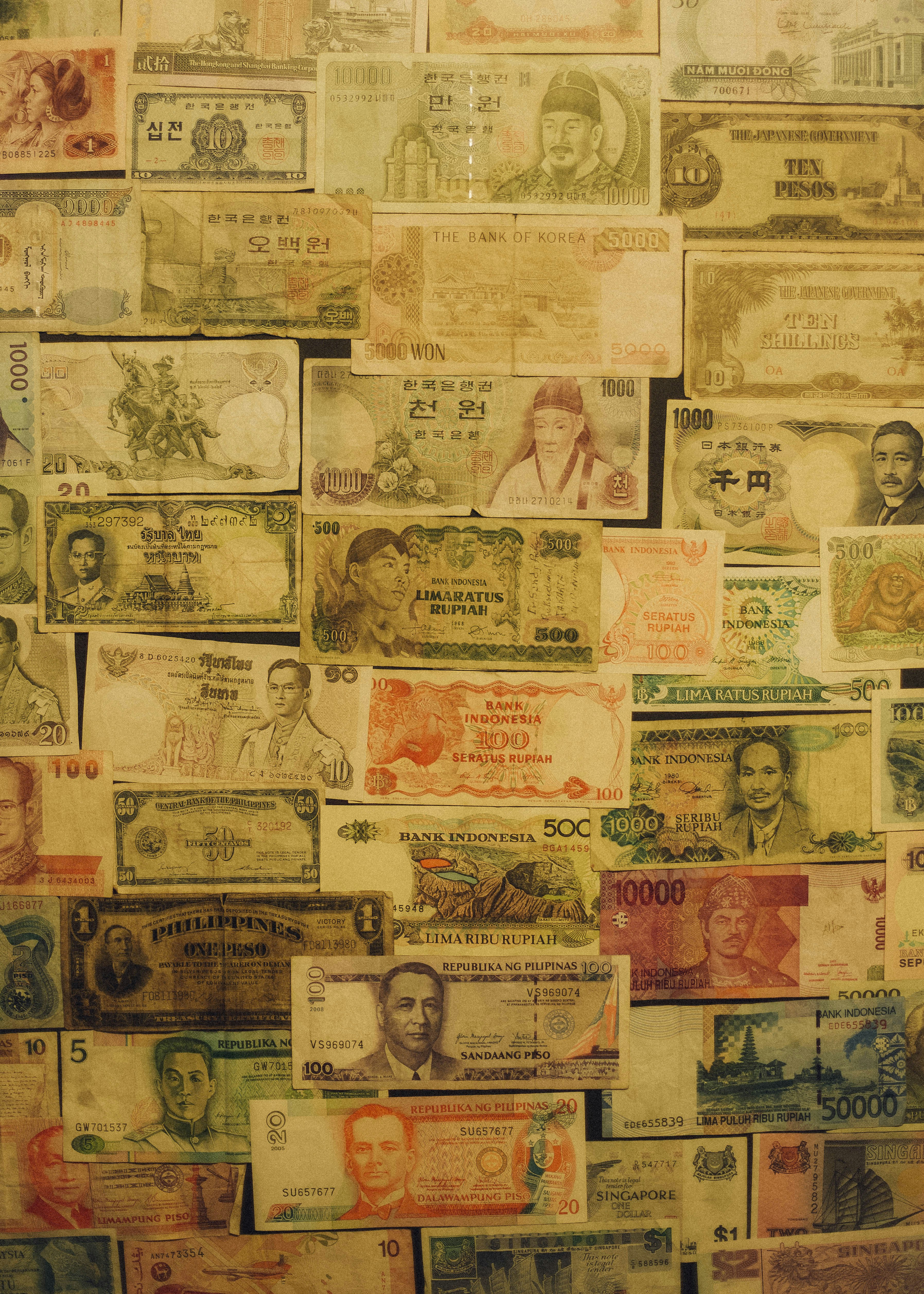 【4日の市況・速報】Ibovespa、1.67%上昇し史上初の16万4千ポイント超え/2026年LDO(予算指針法)可決/メシアス氏のSTF指名、2026年に先送りへ/エドゥアルド・ボルソナロ氏、イスラエルを訪問