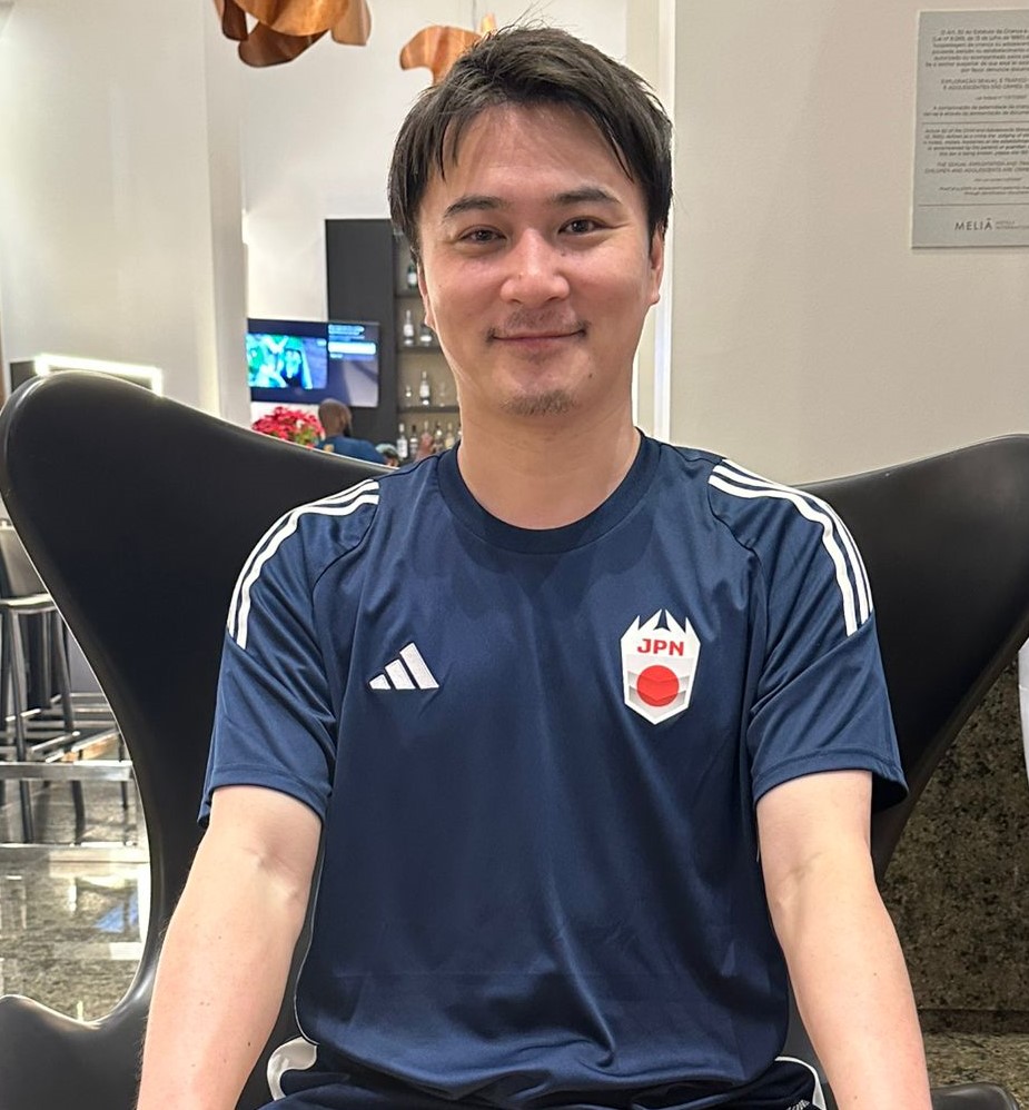 サンパウロ市で取材に応じた日本代表チーム「ムラッシュFC」のプレジデント、加藤純一氏