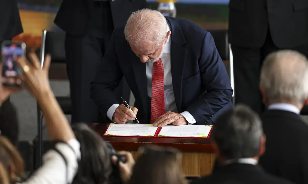 ルーラ大統領＝議会と対決姿勢鮮明に＝襲撃事件3周年式典で＝減刑法案を全面拒否