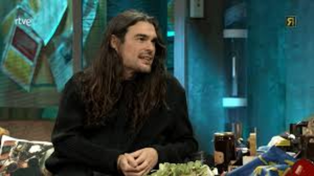 「シークレット・エージェント」の対抗馬の監督、ブラジル皮肉り騒動に