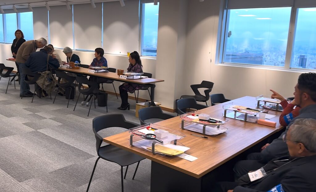 昨年7月、在サンパウロ総領事館での投票の様子