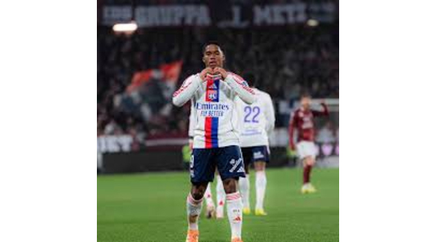 エンドリックがハットトリック、エステヴォンが1得点1アシスト