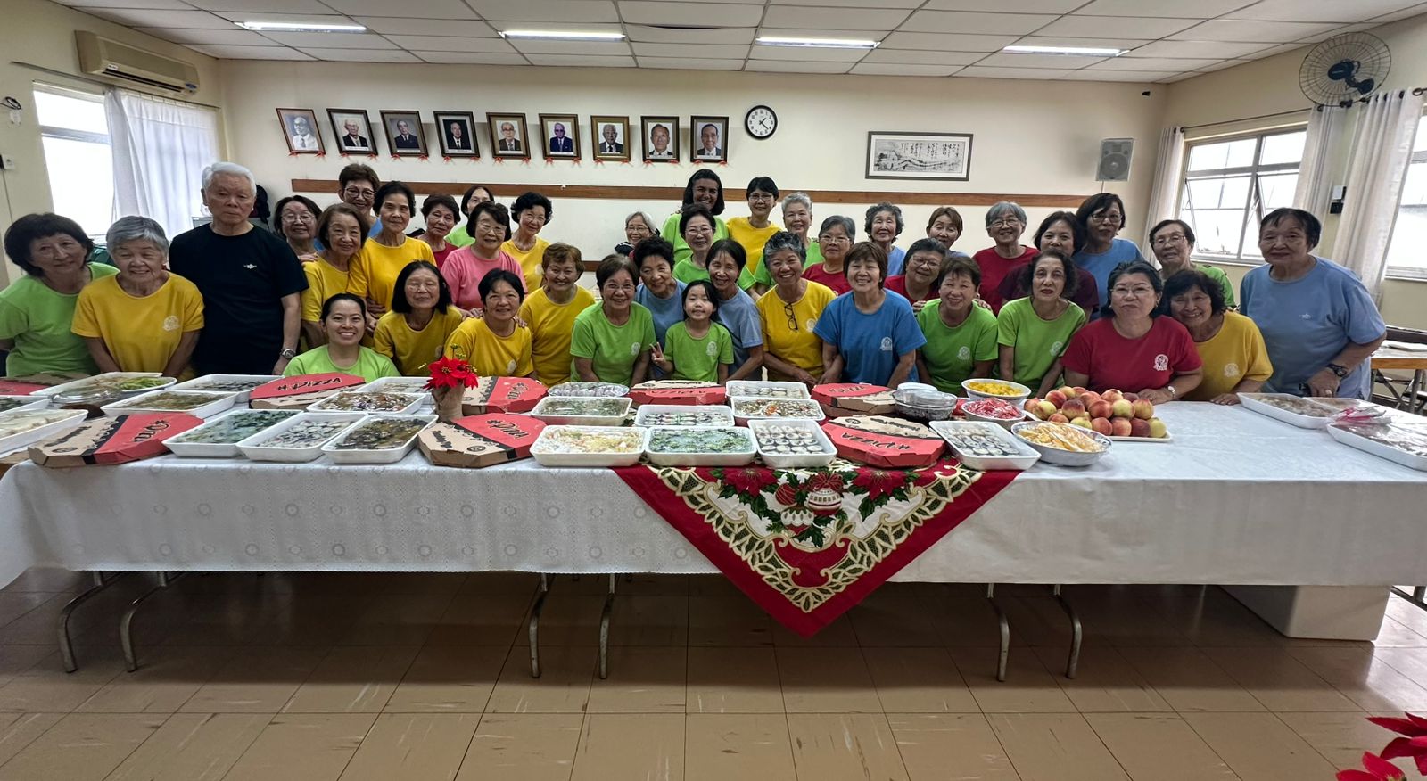 会議及び忘年会に参加した指導員の皆さん