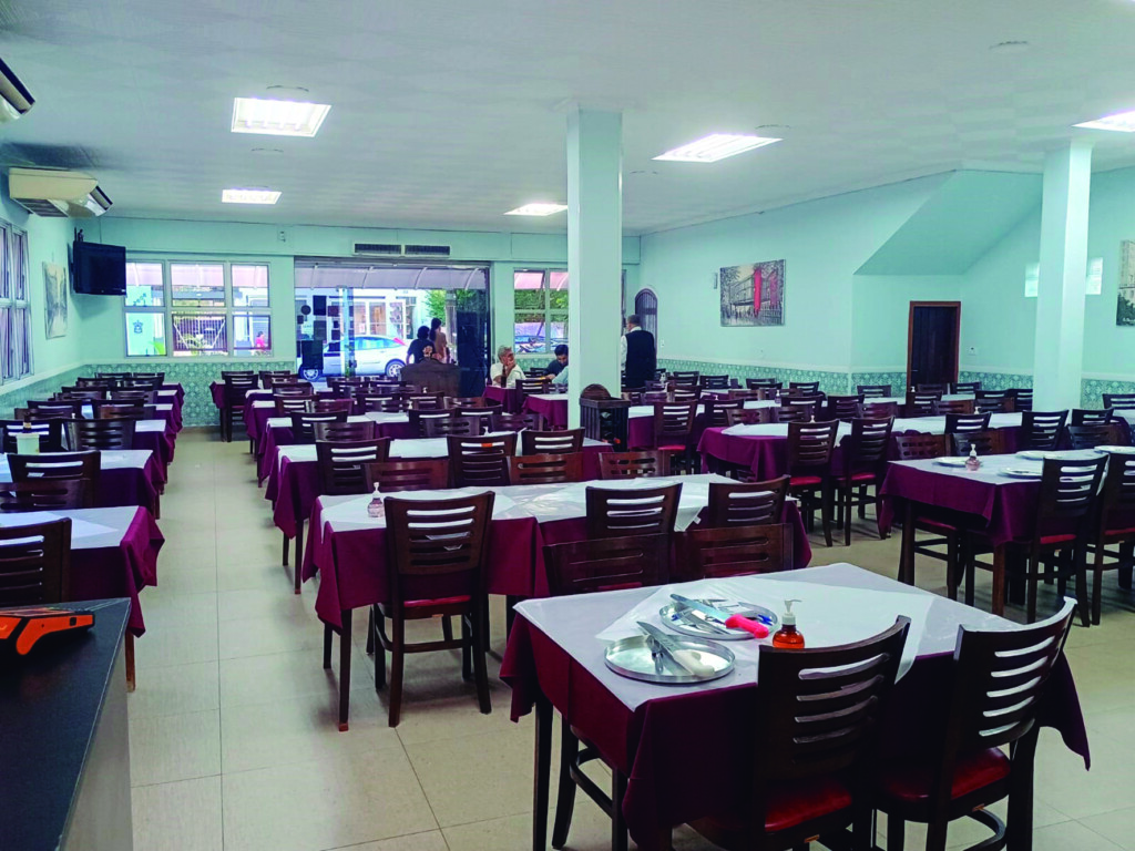 広々とした店内