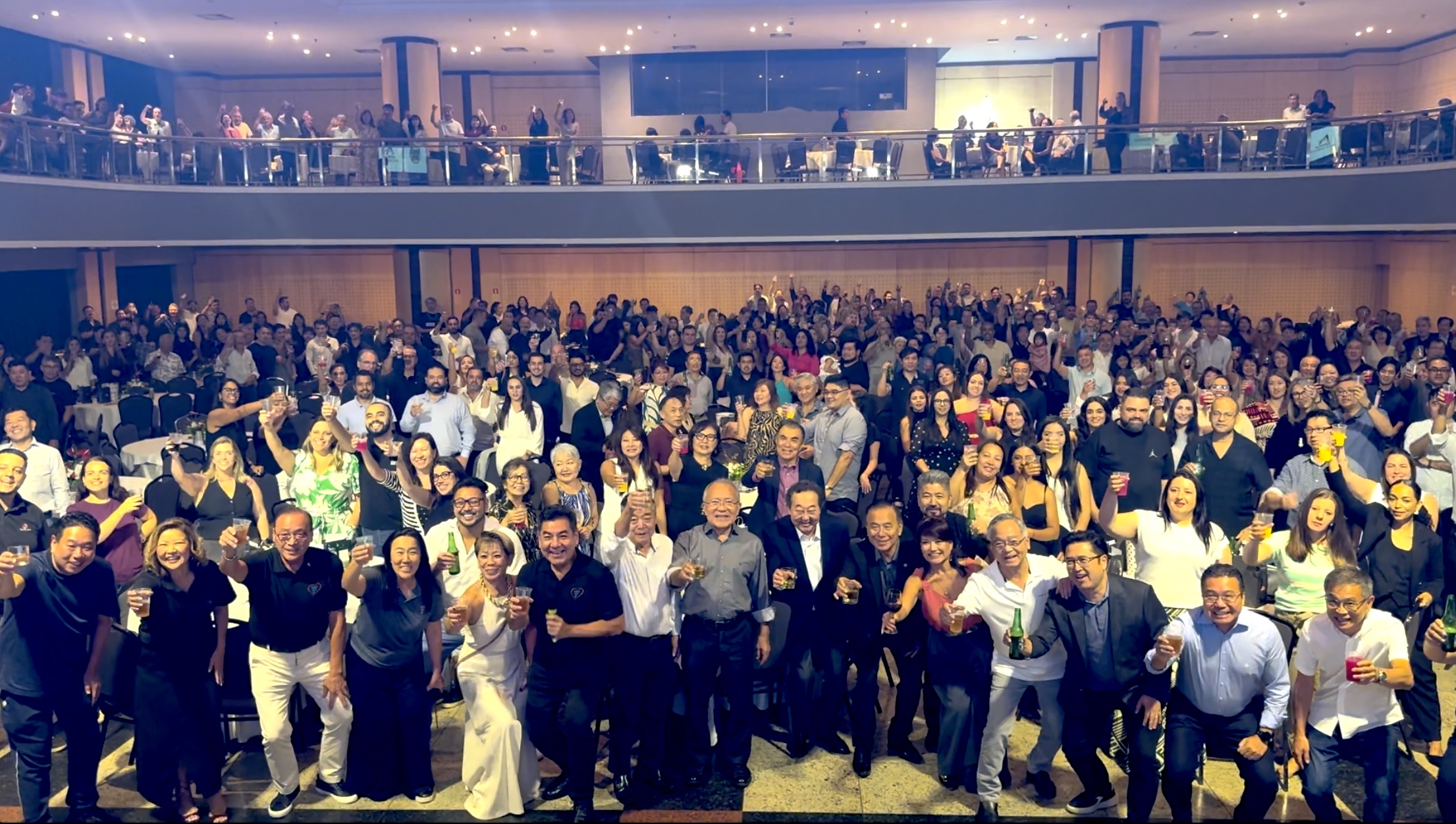 善意の輪、食卓に広がる＝「希望の家」支援の慈善食事会