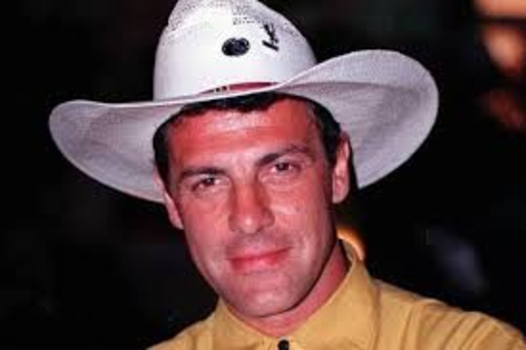 俳優ジェルソン・ブレンネル死去