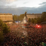 左派勝利を喜ぶフランスの群衆（RS via Fotos Publicas）