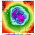 南極の気象異常を伝えるグラフ（Climate Change Institute/Universidade do Maine）